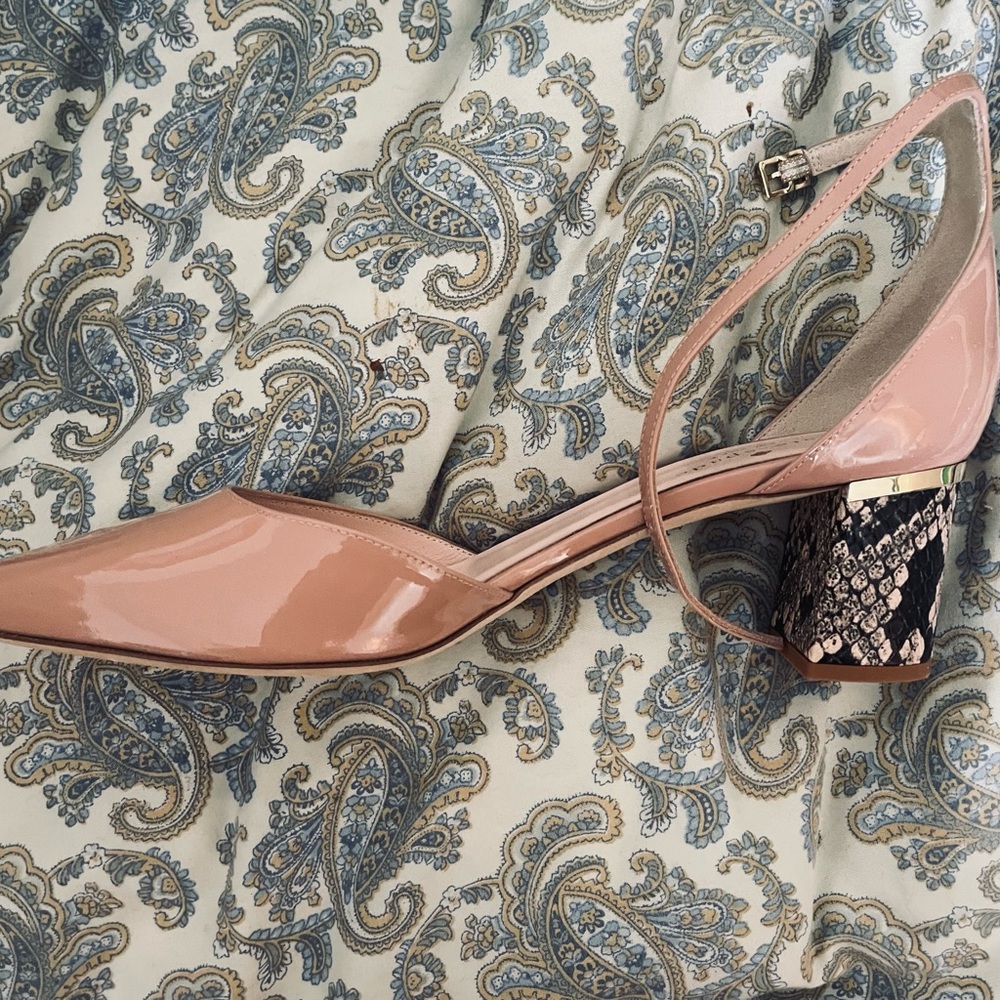 Kate Spade pink 2” heels with alligator print heels. Sz 8.5M, never worn.